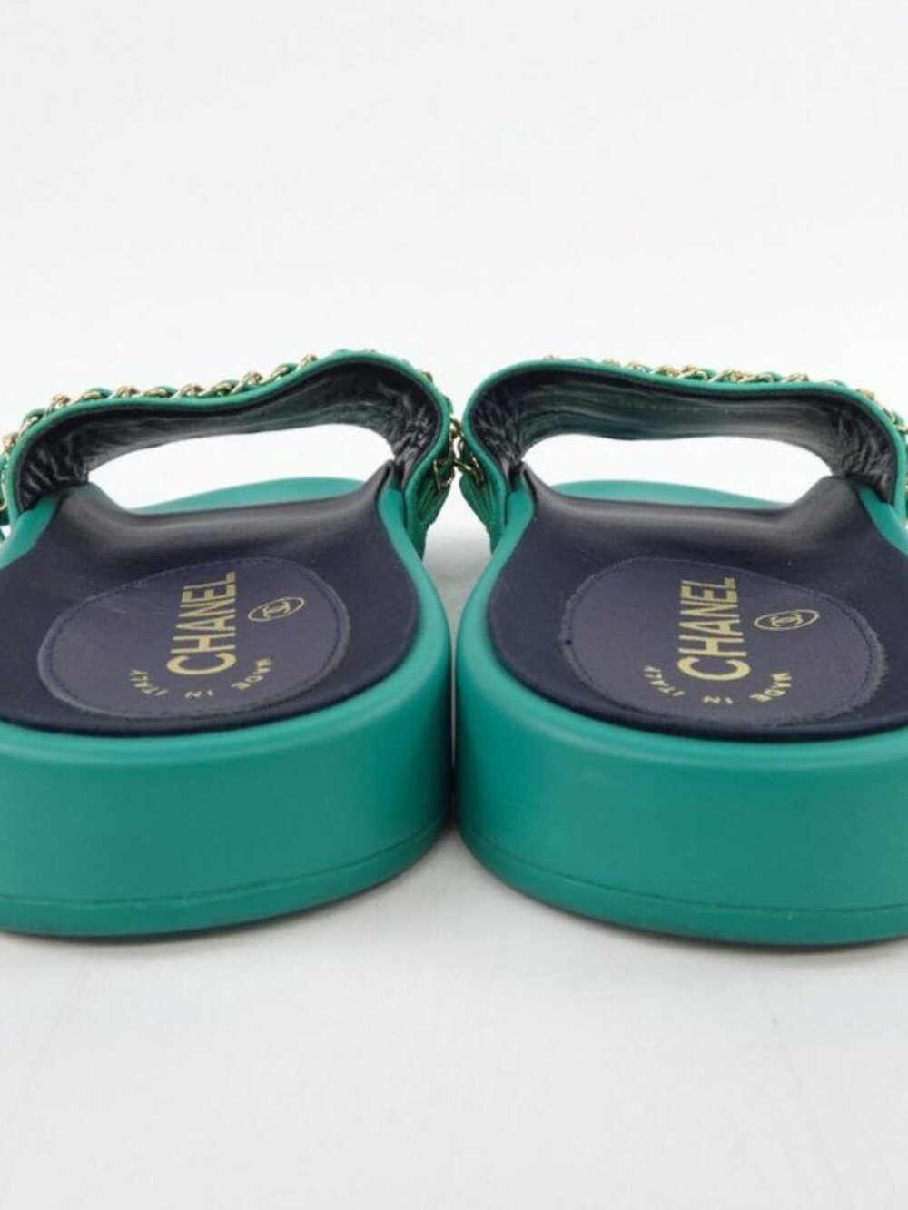 Chanel Size 37 Green Sandals - Picture 4 of 6